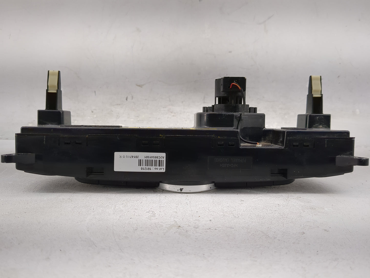 2017-2019 Kia Soul Climate Control Module Temperature AC/Heater Replacement P/N:97250-B2710 Fits Fits 2017 2018 2019 OEM Use