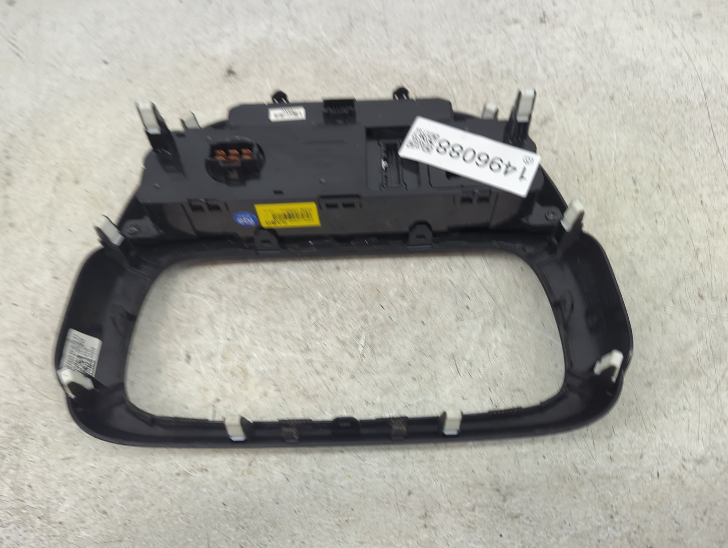 2017-2019 Kia Soul Climate Control Module Temperature AC/Heater Replacement P/N:97250-B2A52ASB EC500-FGDCA Fits OEM Used Aut