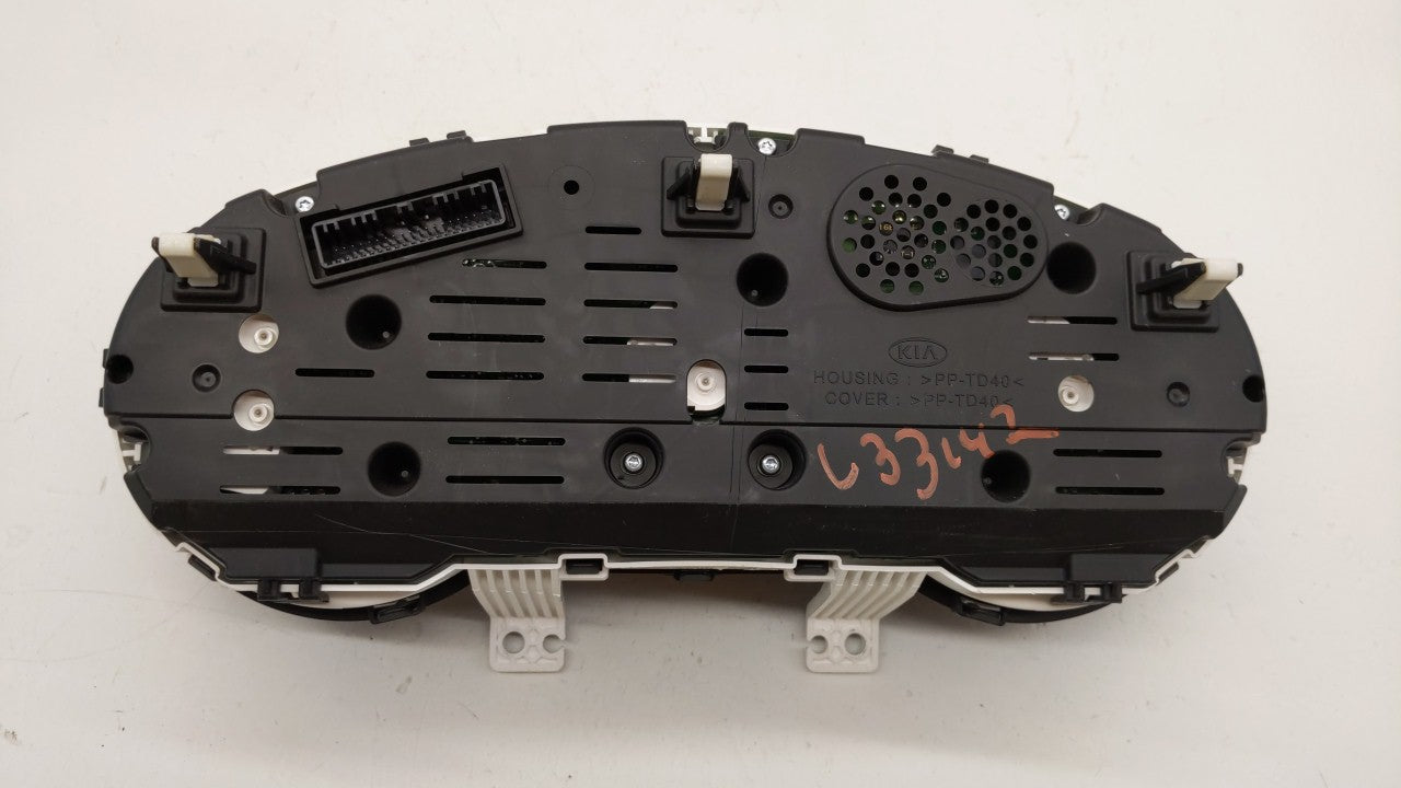 2017-2019 Kia Soul Instrument Cluster Speedometer Gauges P/N:94006-92720 94006-B2720 Fits Fits 2017 2018 2019 OEM Used Auto