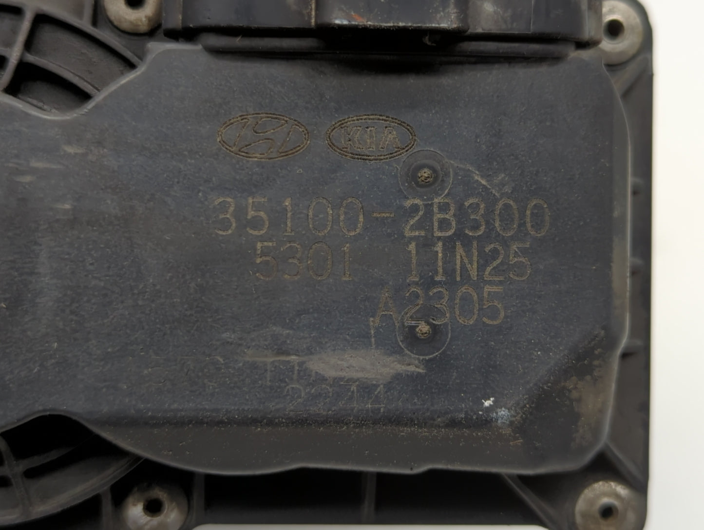 2012-2019 Kia Soul Throttle Body P/N:35100-2B310 5302-1S02, 35100-2B300 Fits Fits 2012 2013 2014 2015 2016 2017 2018 2019 OE