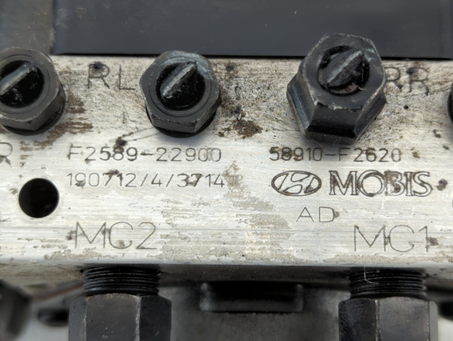 2017-2019 Kia Soul ABS Pump Control Module Replacement P/N:58910-F2620 Fits Fits 2017 2018 2019 OEM Used Auto Parts - Oemuse