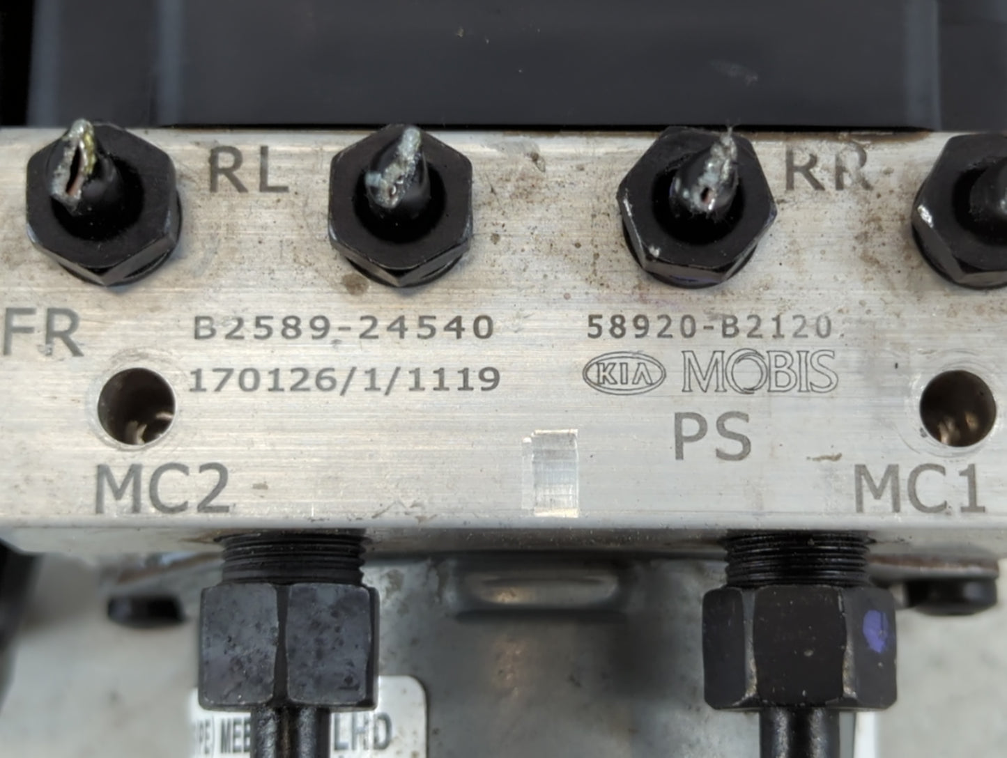 2017-2019 Kia Soul ABS Pump Control Module Replacement P/N:58920-B2120 B2589-24540 Fits Fits 2017 2018 2019 OEM Used Auto Pa
