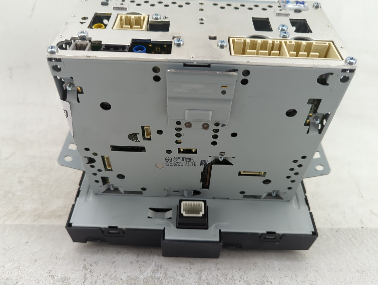 2017-2019 Kia Sportage Radio AM FM Cd Player Receiver Replacement P/N:96160-D9000WK Fits Fits 2017 2018 2019 OEM Used Auto P