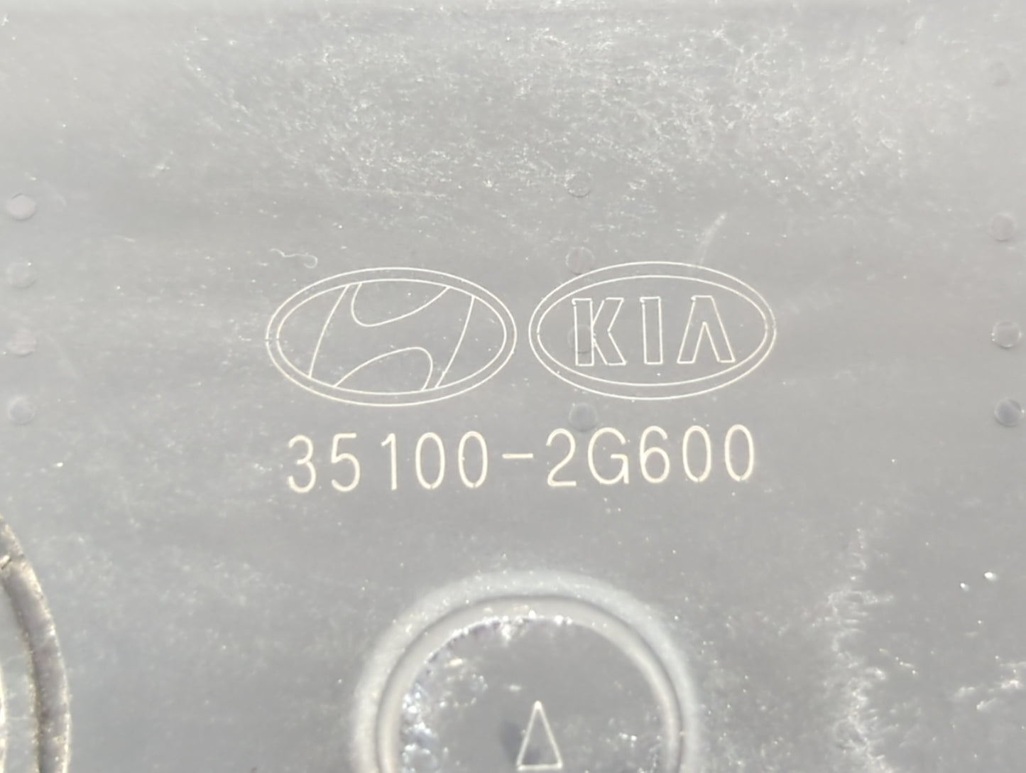 2017-2021 Kia Sportage Throttle Body P/N:35100-2G600 Fits Fits 2015 2016 2017 2018 2019 2020 2021 OEM Used Auto Parts - Oemu
