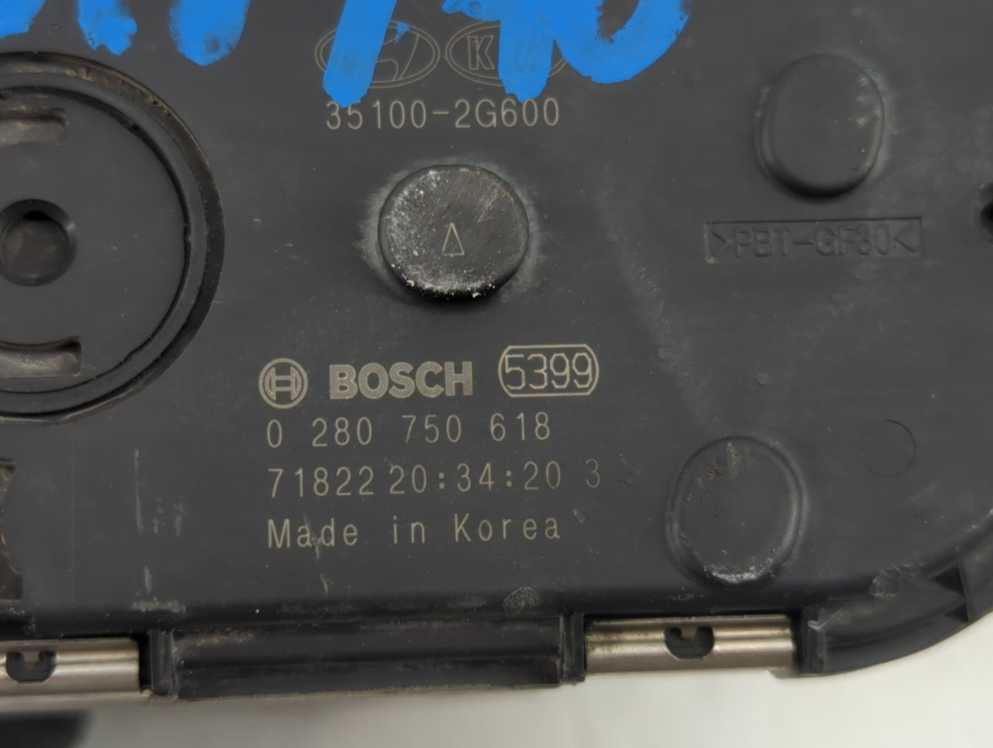 2017-2021 Kia Sportage Throttle Body P/N:0 280 750 618 35100-2G600 Fits Fits 2015 2016 2017 2018 2019 2020 2021 OEM Used Aut