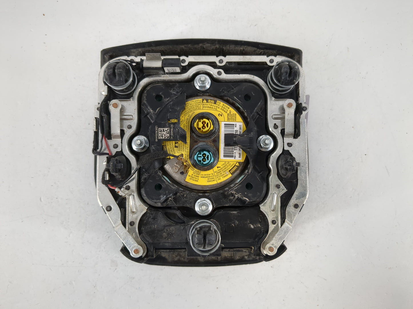 2015-2017 Land Rover Discovery Sport Air Bag Driver Left Steering Wheel Mounted Fits Fits 2015 2016 2017 OEM Used Auto Parts