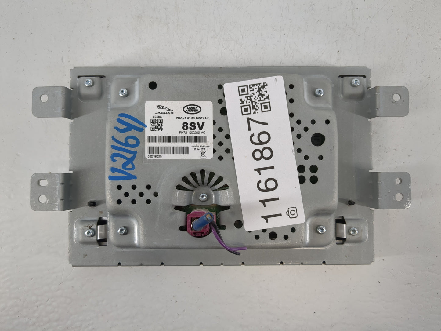 2015-2019 Land Rover Discovery Sport Information Display Screen - Oemusedautoparts1.com