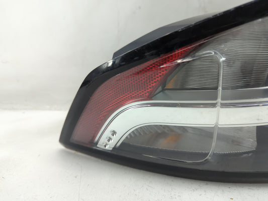 2015-2019 Land Rover Discovery Sport Tail Light Assembly Passenger Right OEM P/N:FK72-13404-BG Fits Fits 2015 2016 2017 2018 2019 OEM Used Auto Parts