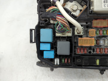 2014-2017 Lexus Ct200h Fusebox Fuse Box Panel Relay Module P/N:82641-75080 Fits Fits 2014 2015 2016 2017 OEM Used Auto Parts