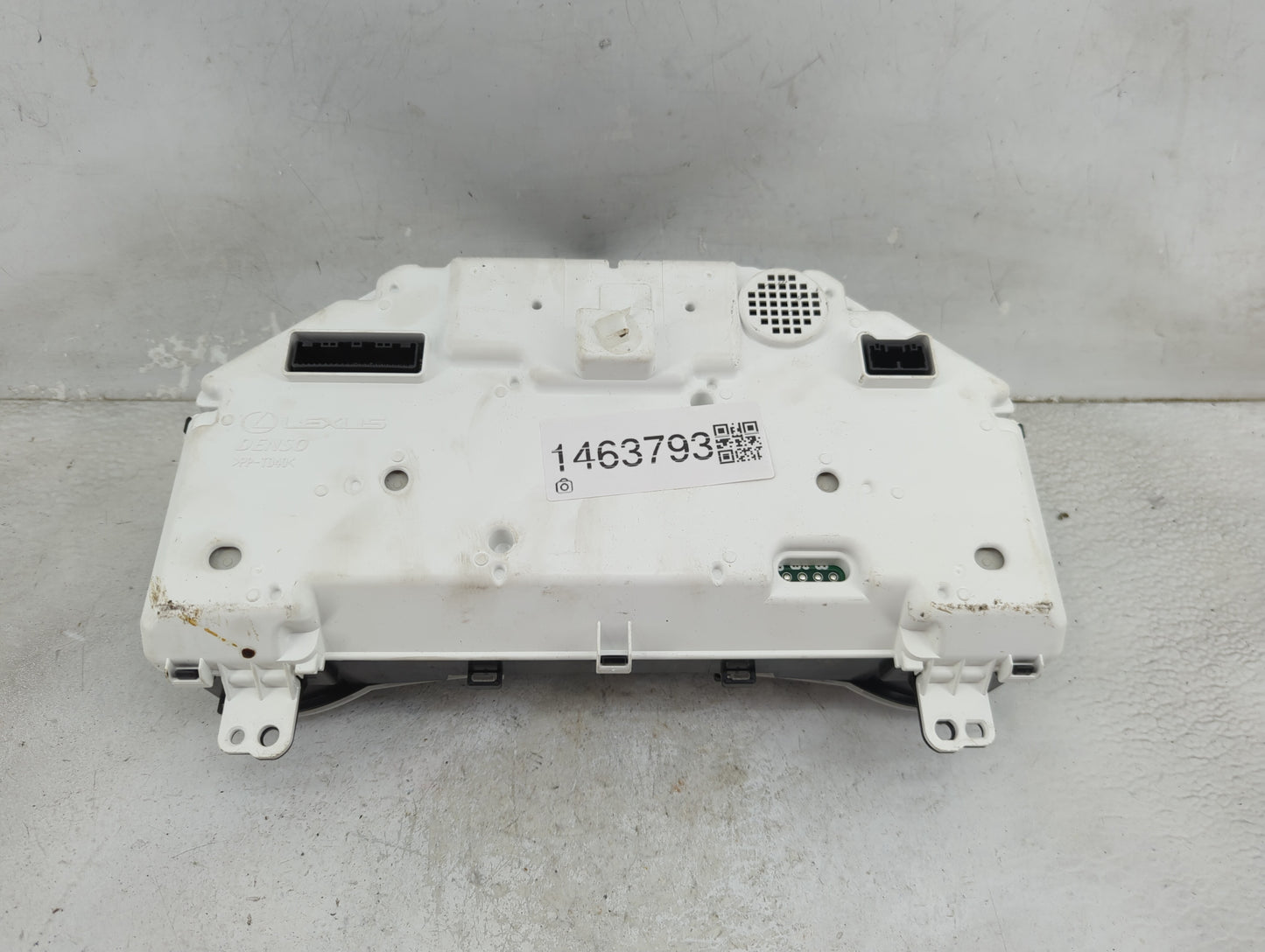 2017 Lexus Is300 Instrument Cluster Speedometer Gauges P/N:83800-53J40 257520-6733 Miles:109K Fits OEM Used Auto Parts - Oem