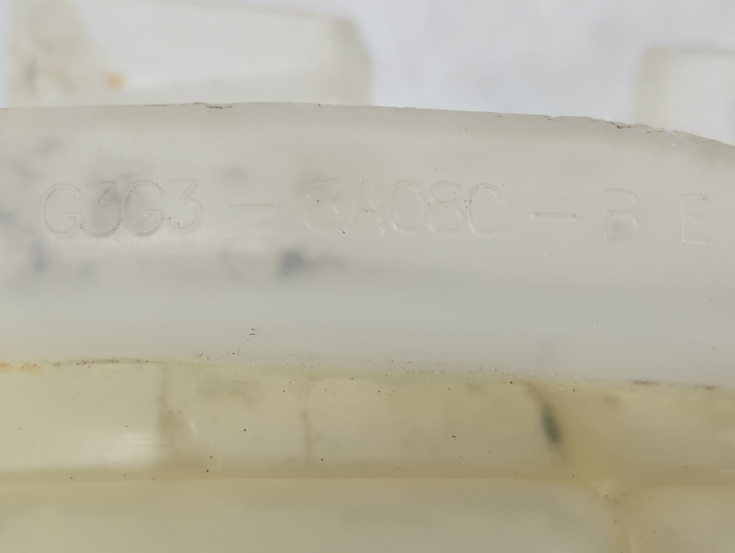 2017 Lincoln Continental Radiator Coolant Overflow Expansion Tank Bottle - Oemusedautoparts1.com