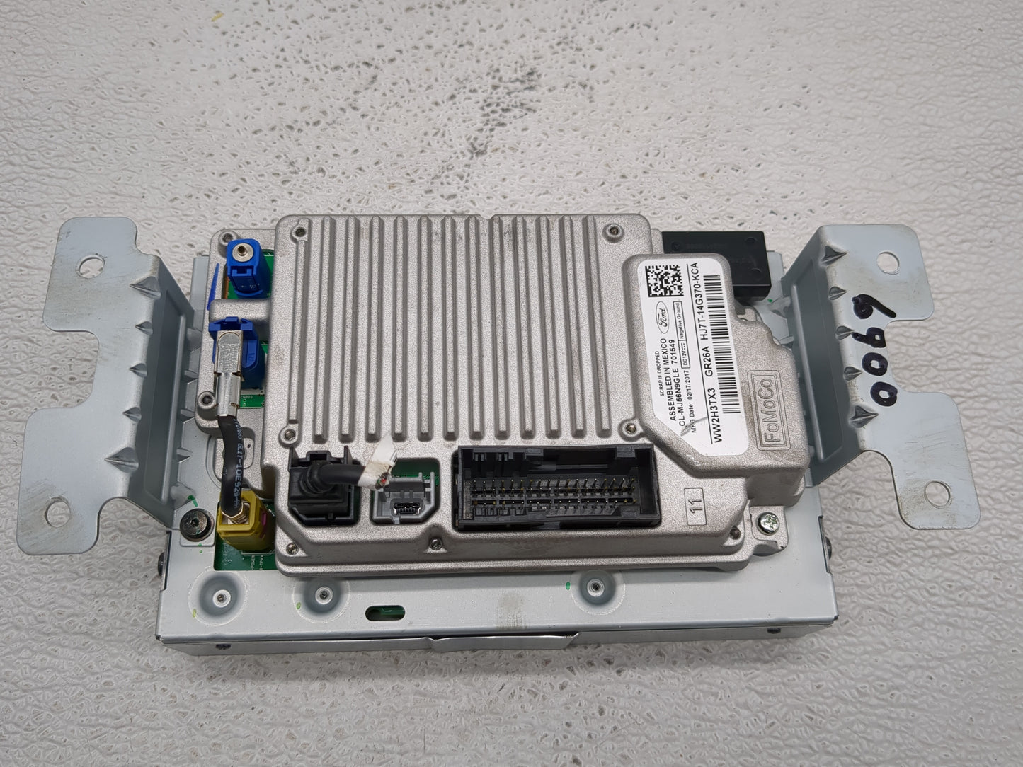 2016-2019 Lincoln Mkc Information Display Screen - Oemusedautoparts1.com