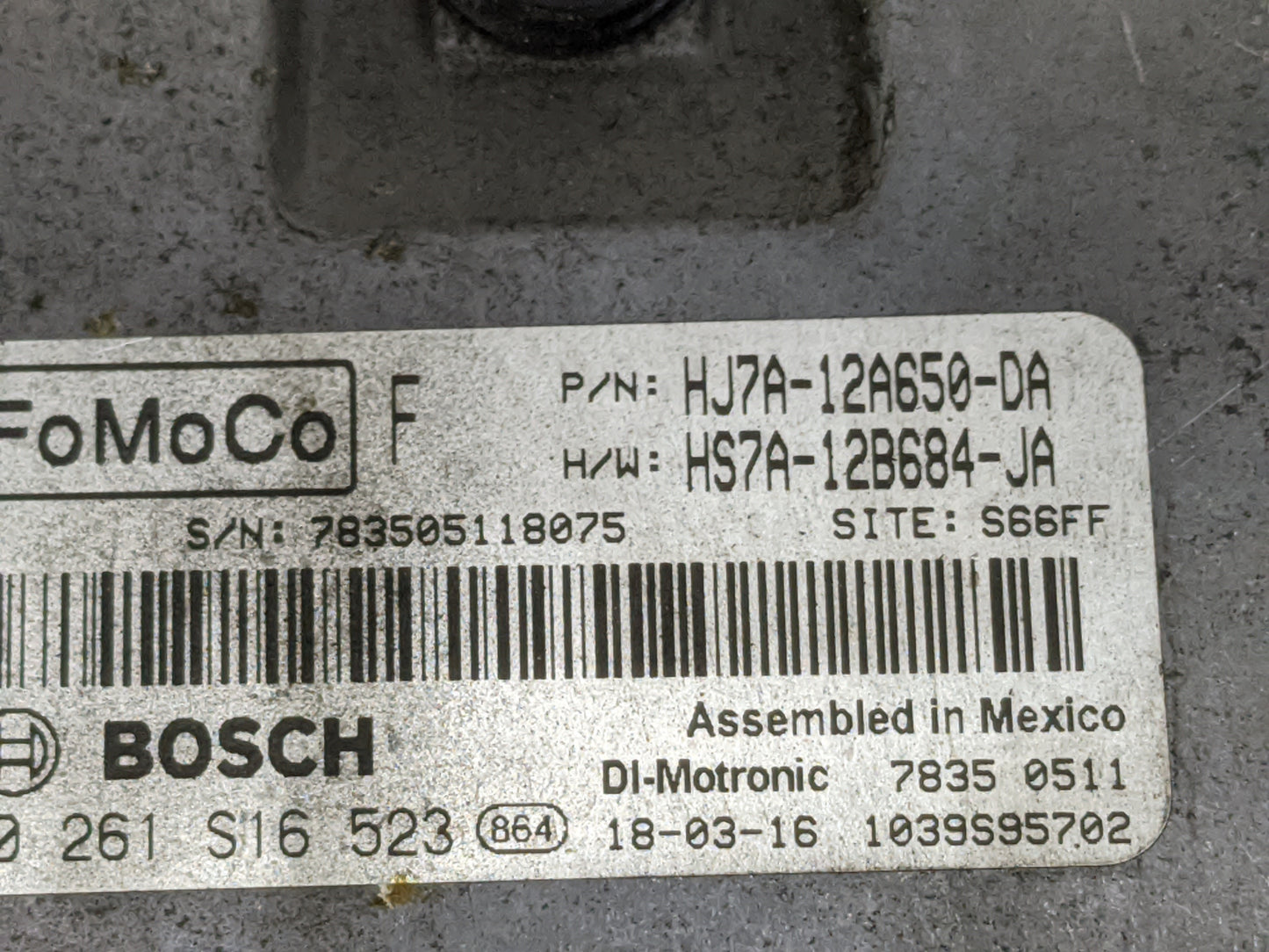 2017 Lincoln Mkc PCM Engine Control Computer ECU ECM PCU OEM P/N:HJ7A-12A650-DA HS7A-12B684-JA Fits Fits 2015 2016 2018 2019
