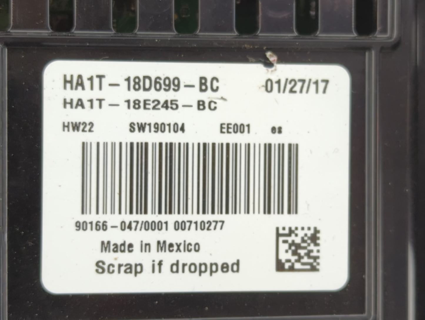 2017-2018 Lincoln Mkx Radio AM FM Cd Player Receiver Replacement P/N:HA1T-18D699-BC Fits Fits 2017 2018 OEM Used Auto Parts