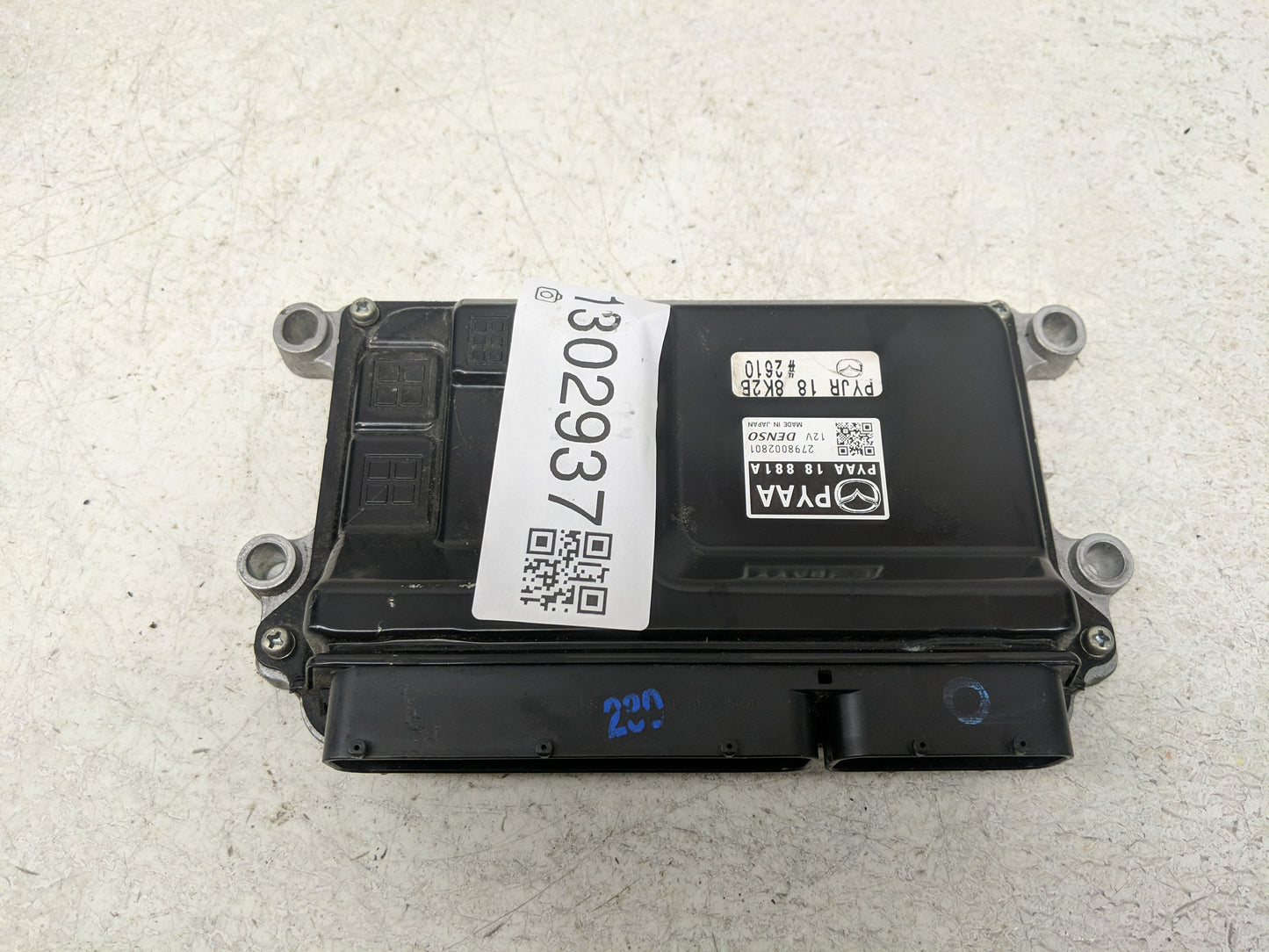 2016-2017 Mazda 6 PCM Engine Control Computer ECU ECM PCU OEM P/N:PYAA 18 881A Fits Fits 2016 2017 2018 OEM Used Auto Parts