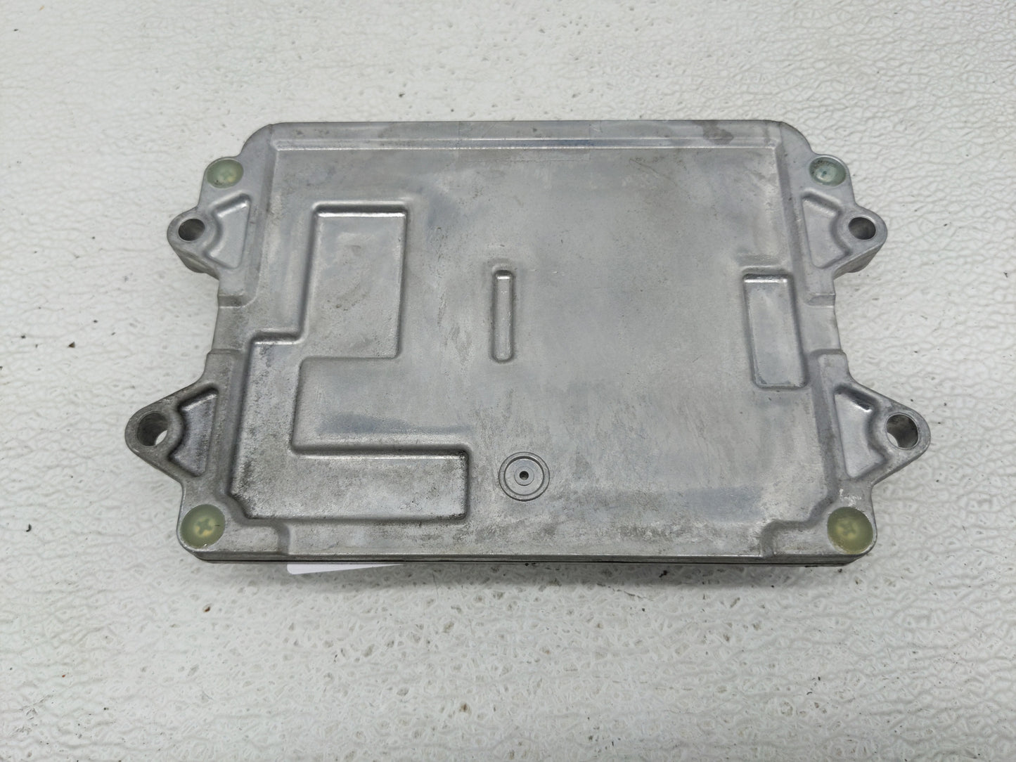 2016-2017 Mazda 6 PCM Engine Control Computer ECU ECM PCU OEM P/N:PY9V18881 Fits Fits 2016 2017 2018 OEM Used Auto Parts - O