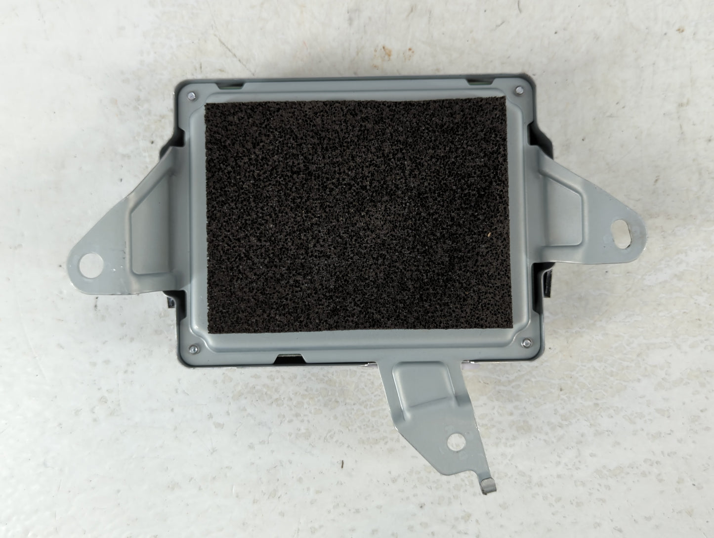 2017-2018 Mazda Cx-5 Body Control Module Bcm Inner Cabin Fuse Box - Oemusedautoparts1.com