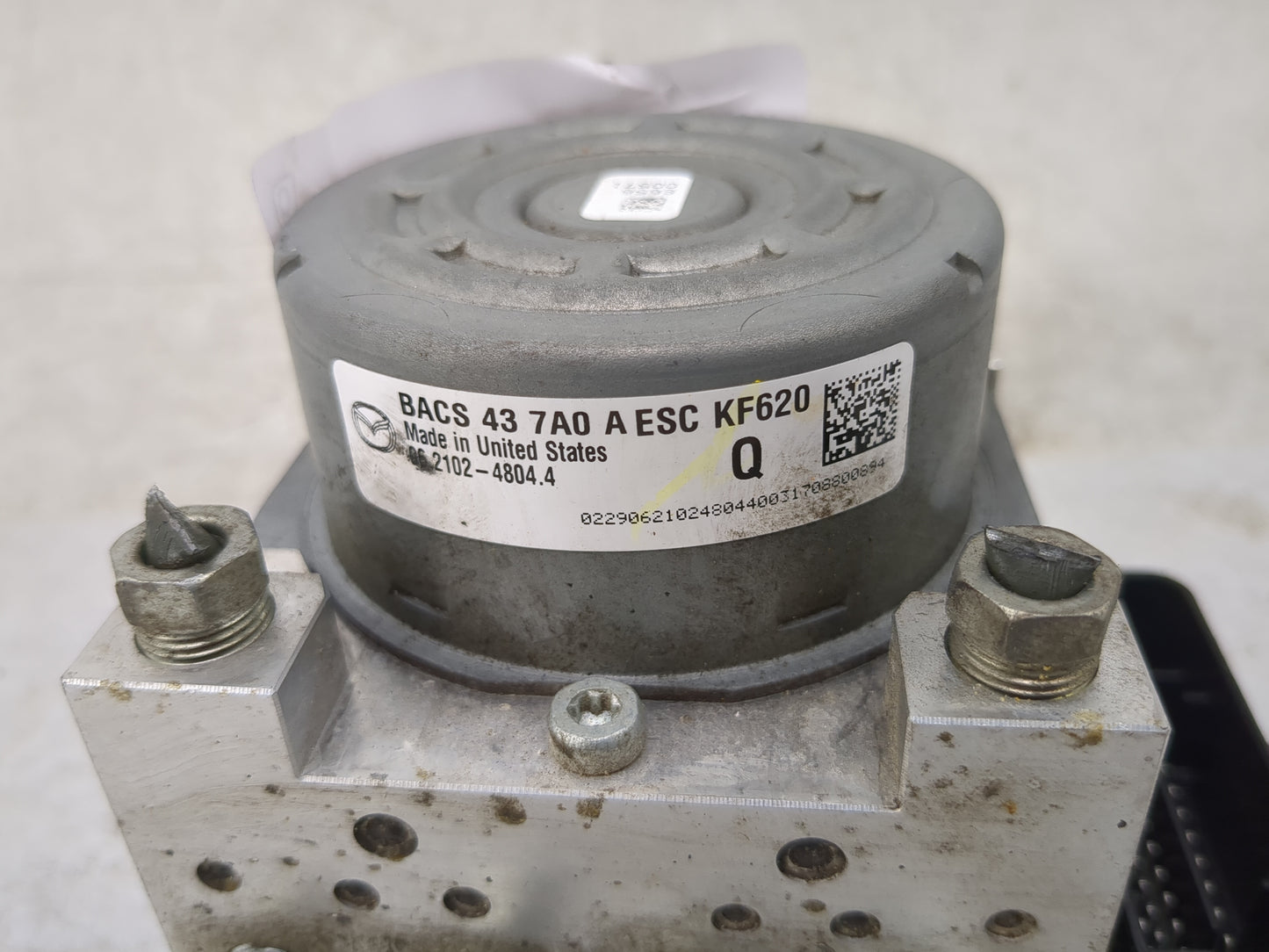 2017 Mazda Mazda3 ABS Pump Control Module Replacement P/N:BACS437A0AESCKF620 0622102-4804.4 Fits Fits 2018 OEM Used Auto Par