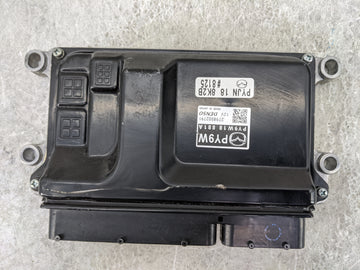 2017 Mazda Mazda6 PCM Engine Control Computer ECU ECM PCU OEM P/N:PY9W18881A PYJN188K2B, 2798002791 Fits Fits 2016 2018 OEM Used Auto Parts