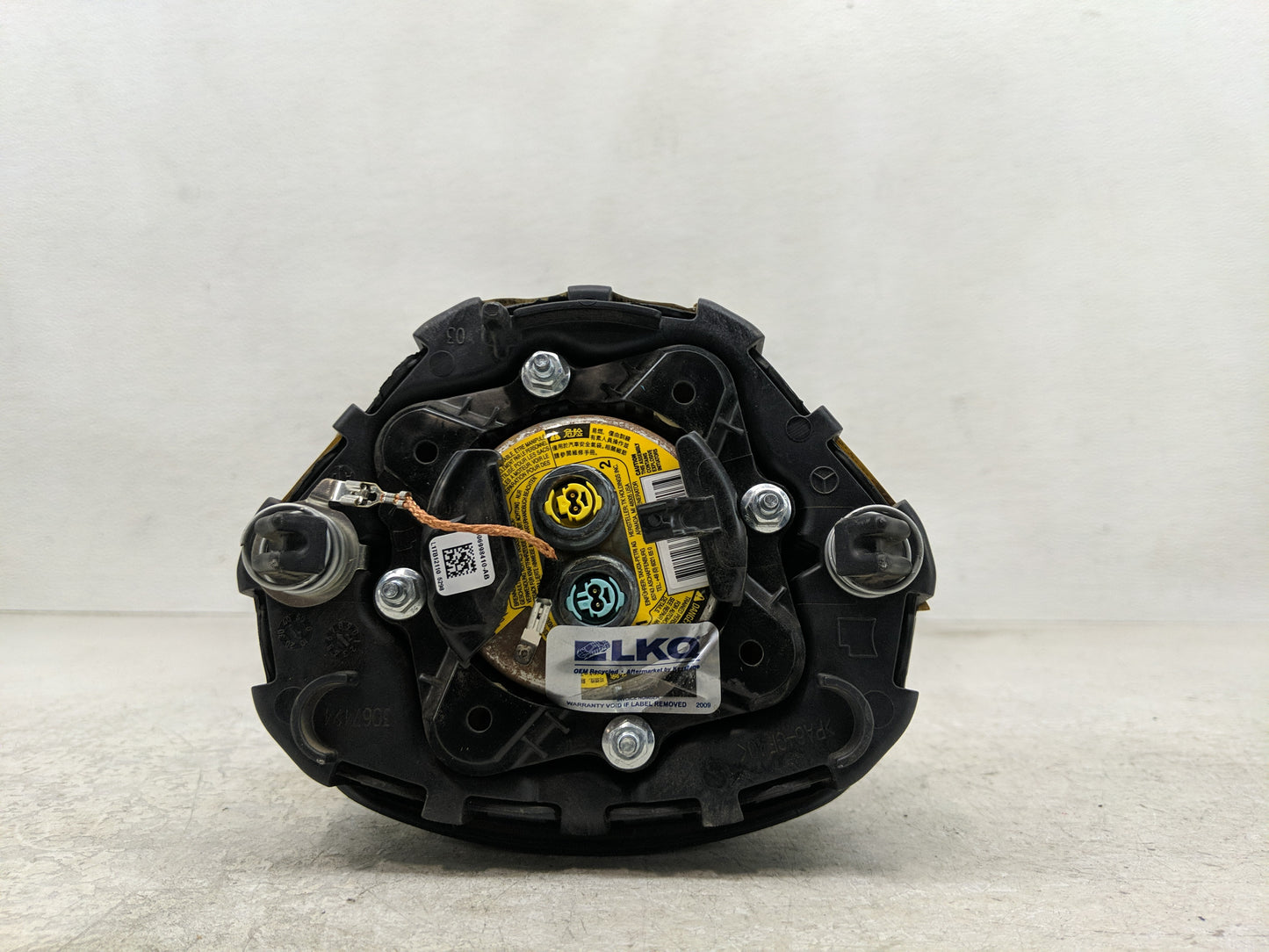 2017 Mercedes-Benz C250 Air Bag Driver Left Steering Wheel Mounted P/N:307972896162 307972896162-AC Fits OEM Used Auto Parts