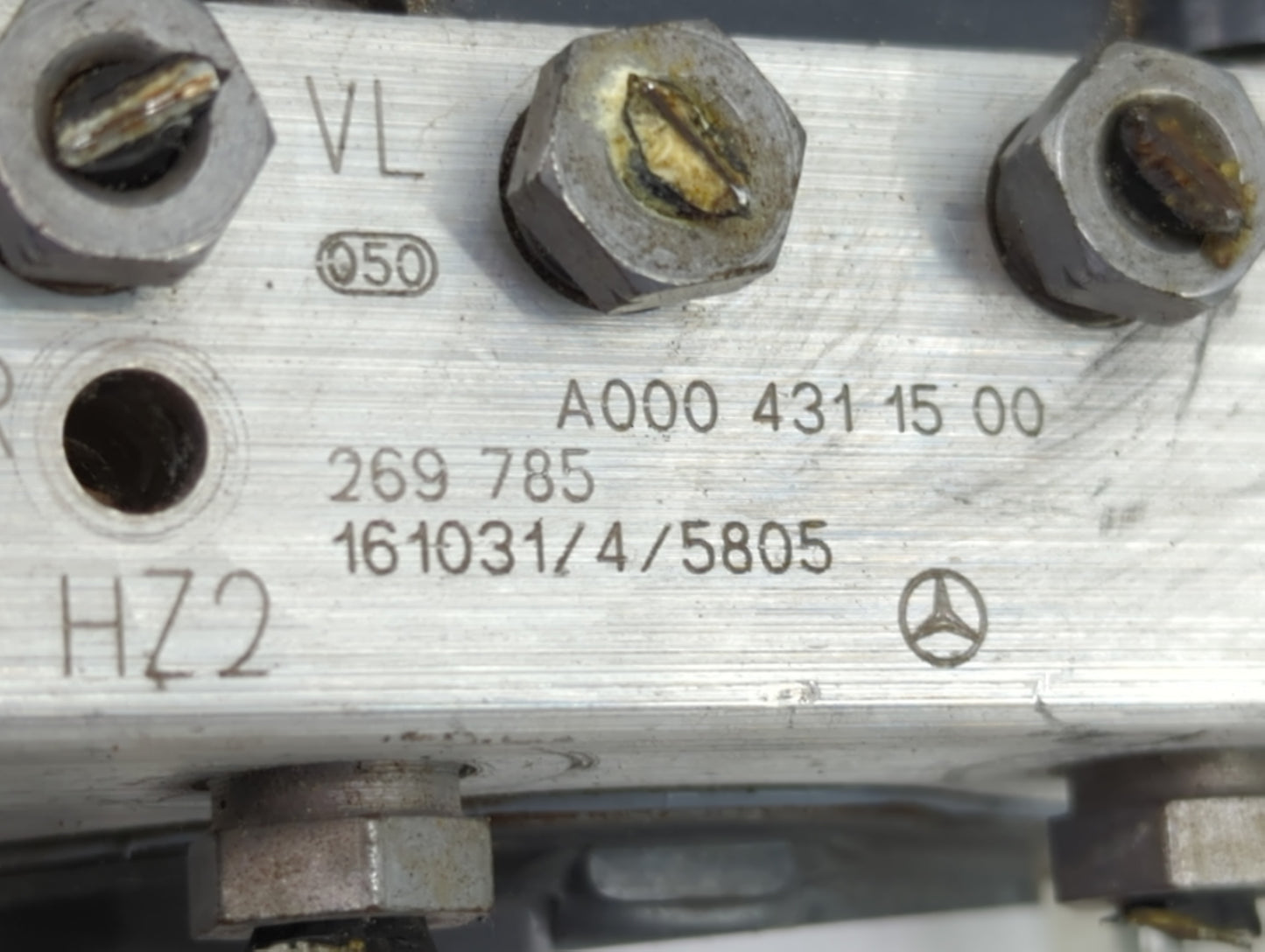 2016-2017 Mercedes-Benz Cla250 ABS Pump Control Module Replacement P/N:A000 431 15 00 Fits Fits 2015 2016 2017 OEM Used Auto