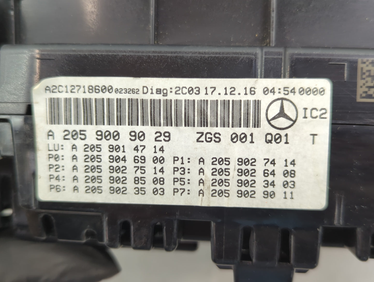 2017 Mercedes-Benz Glc300 Instrument Cluster Speedometer Gauges P/N:A2059009029 A2C12718600, A2059014714 Miles:45K Fits OEM