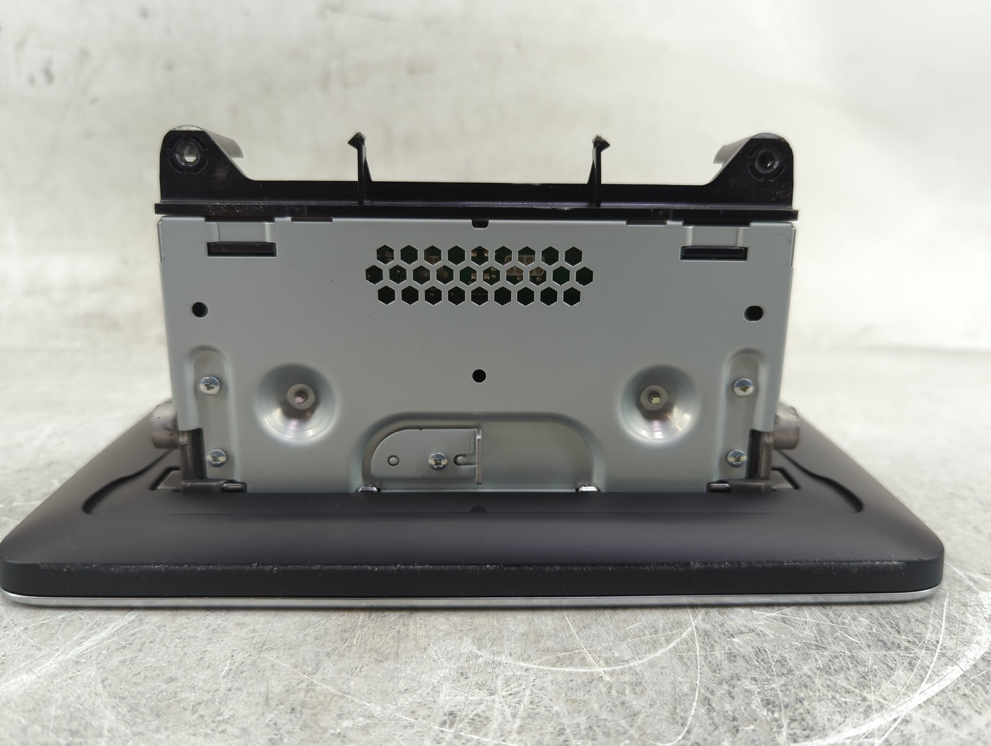 2016-2019 Mercedes-benz Glc300 Information Display Screen - Oemusedautoparts1.com