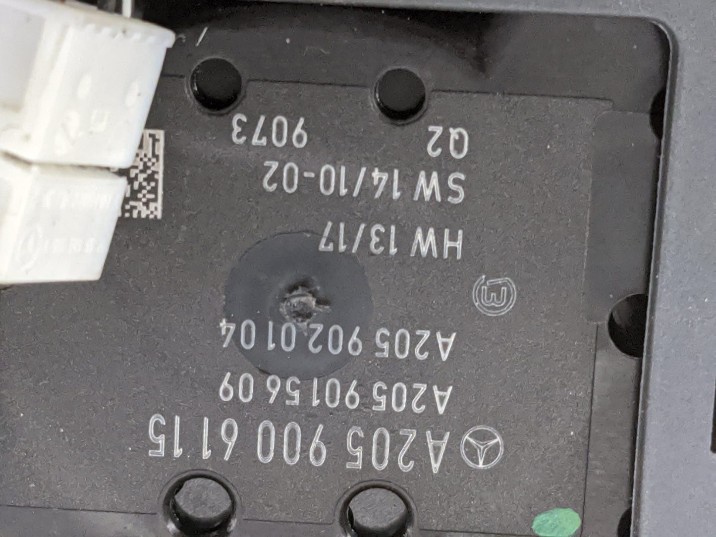 2016-2019 Mercedes-Benz Glc300 Radio AM FM Cd Player Receiver Replacement P/N:A2059006115 A205902.01.04 Fits OEM Used Auto P
