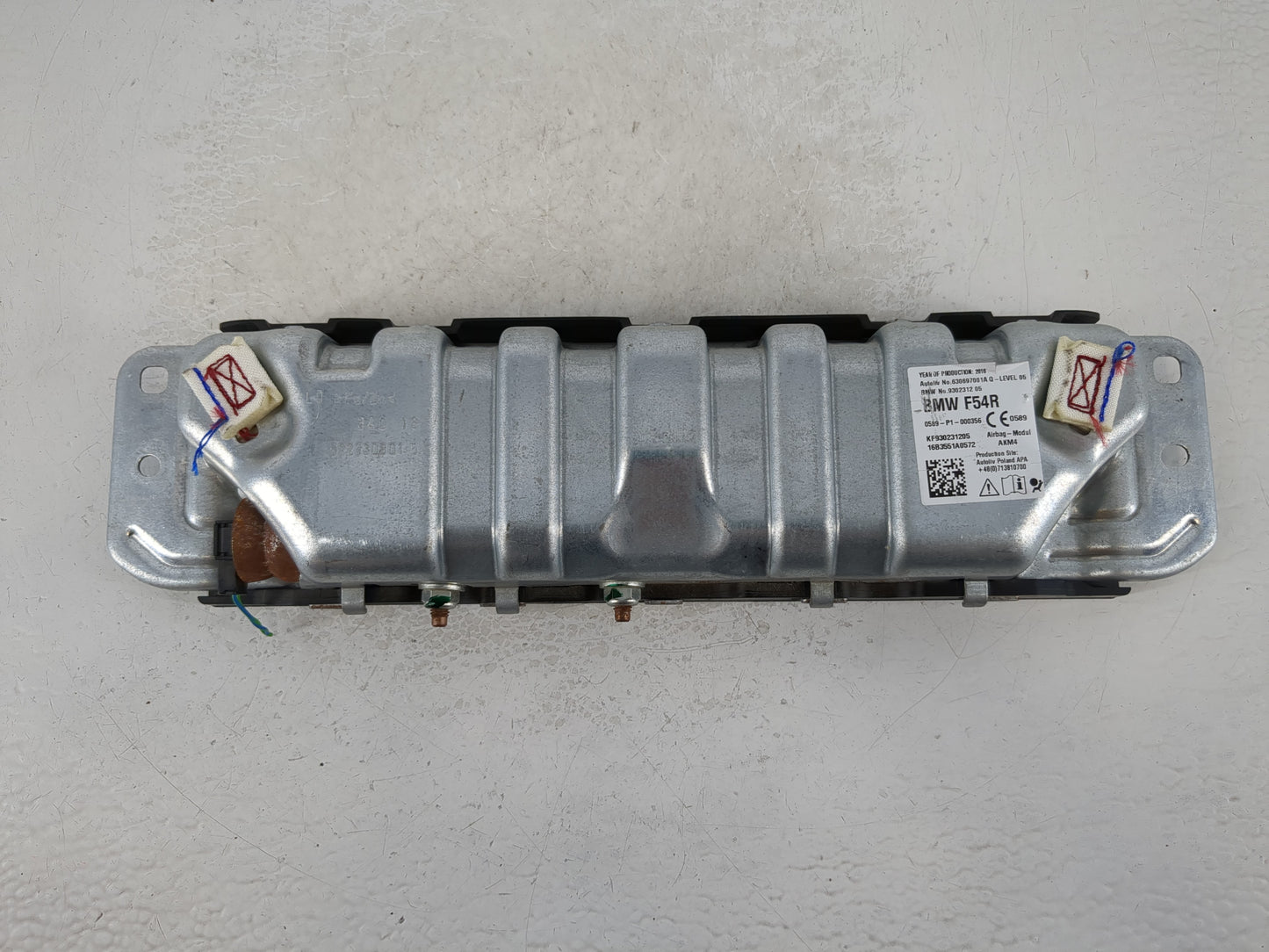 2016-2018 Mini Cooper Clubman Air Bag Passenger Right Knee OEM P/N:0589-P1-000356 Fits Fits 2016 2017 2018 2019 2020 2021 20