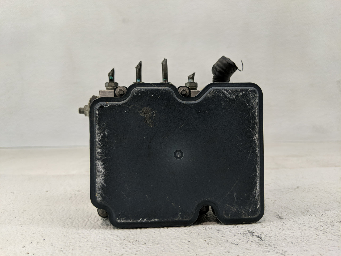 2017 Mitsubishi Mirage ABS Pump Control Module Replacement P/N:4670B229 Fits OEM Used Auto Parts - Oemusedautoparts1.com