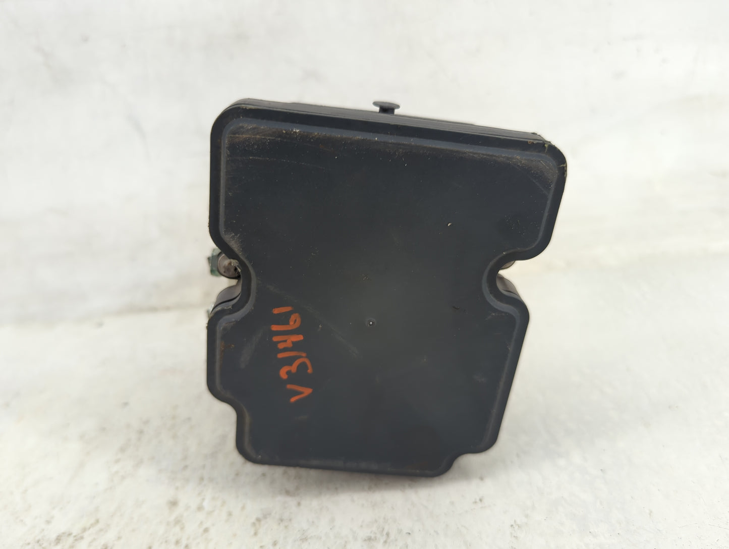 2017 Mitsubishi Mirage ABS Pump Control Module Replacement P/N:4670B229 0265255394, 26902432 Fits OEM Used Auto Parts - Oemu