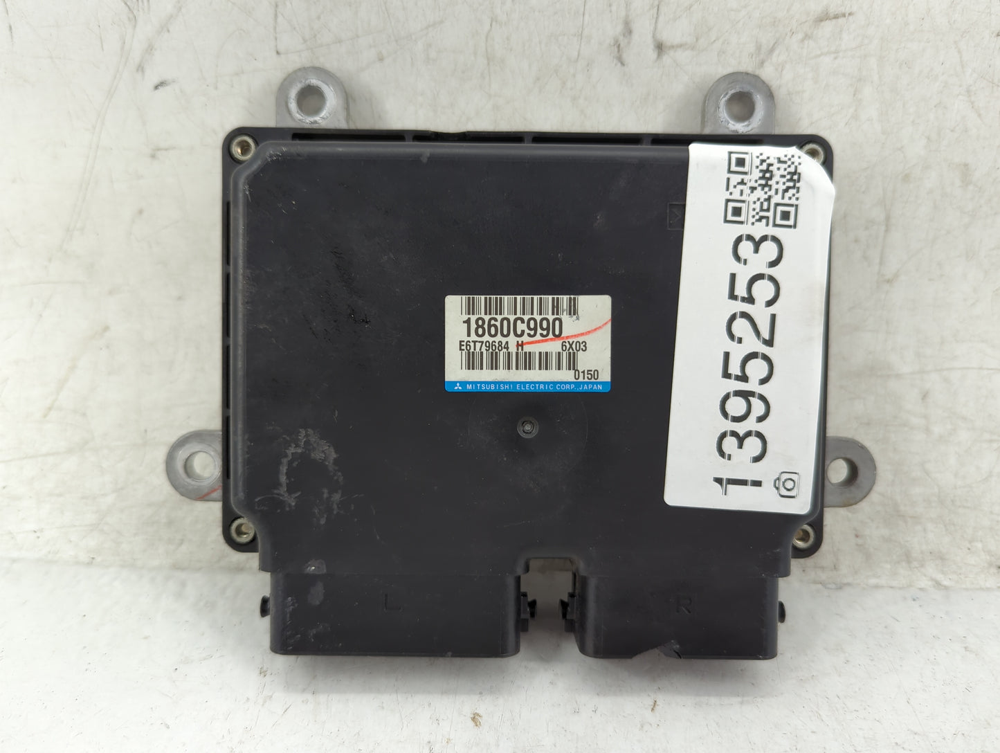 2017 Mitsubishi Outlander PCM Engine Control Computer ECU ECM PCU OEM P/N:1860C990 Fits OEM Used Auto Parts - Oemusedautopar
