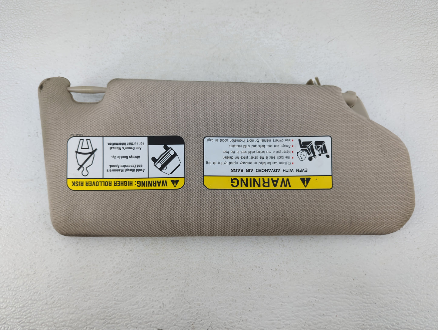 2017 Mitsubishi Outlander Sun Visor Shade Replacement Passenger Right Mirror Fits OEM Used Auto Parts - Oemusedautoparts1.co