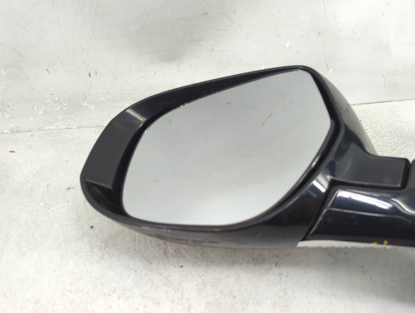 2016-2017 Mitsubishi Outlander Sport Driver Side View Mirror - Left Door Mirror OEM Used - Oemusedautoparts1.com