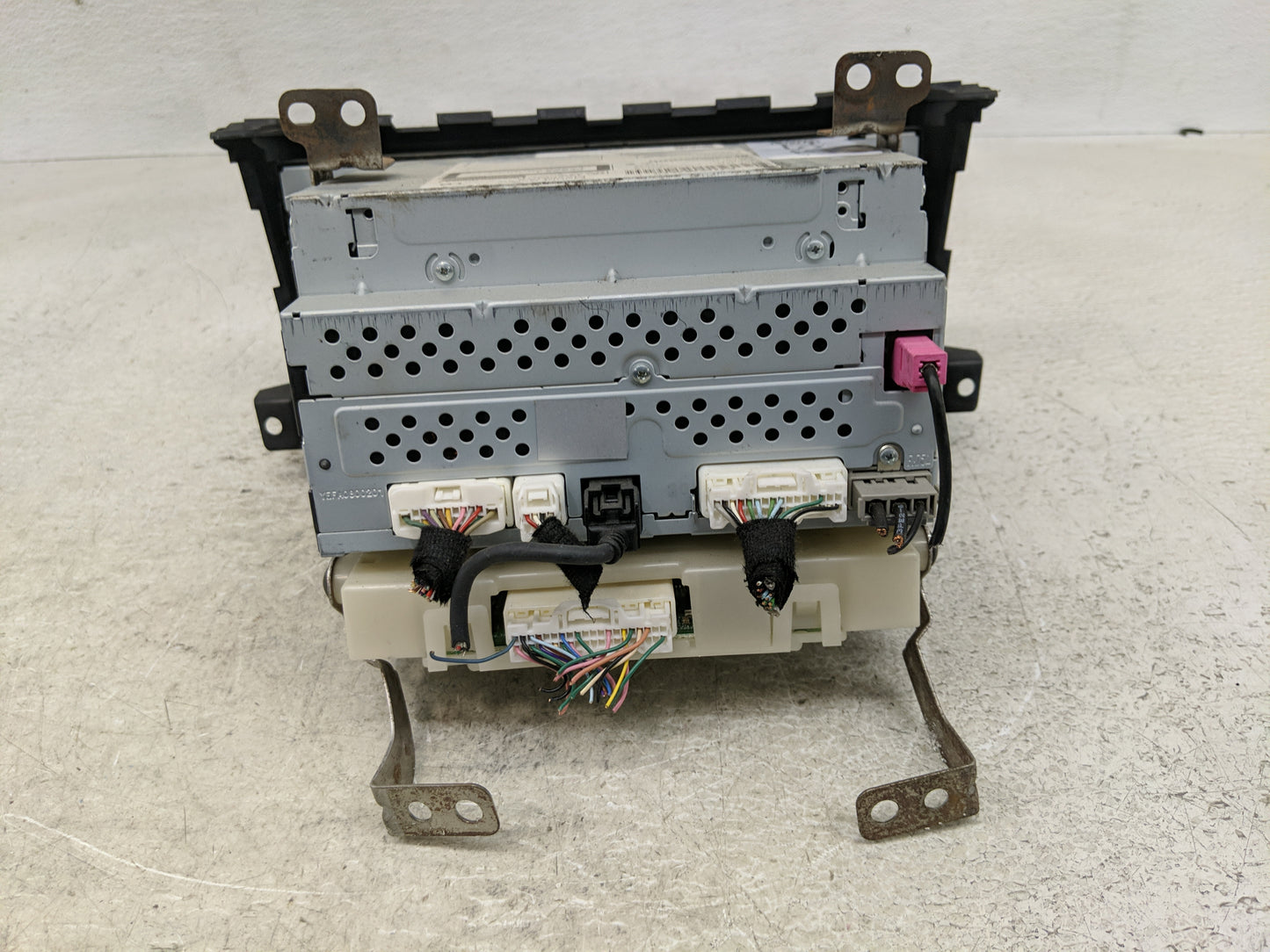 2017 Nissan Altima Radio AM FM Cd Player Receiver Replacement P/N:28185 9HT1B Fits OEM Used Auto Parts - Oemusedautoparts1.c