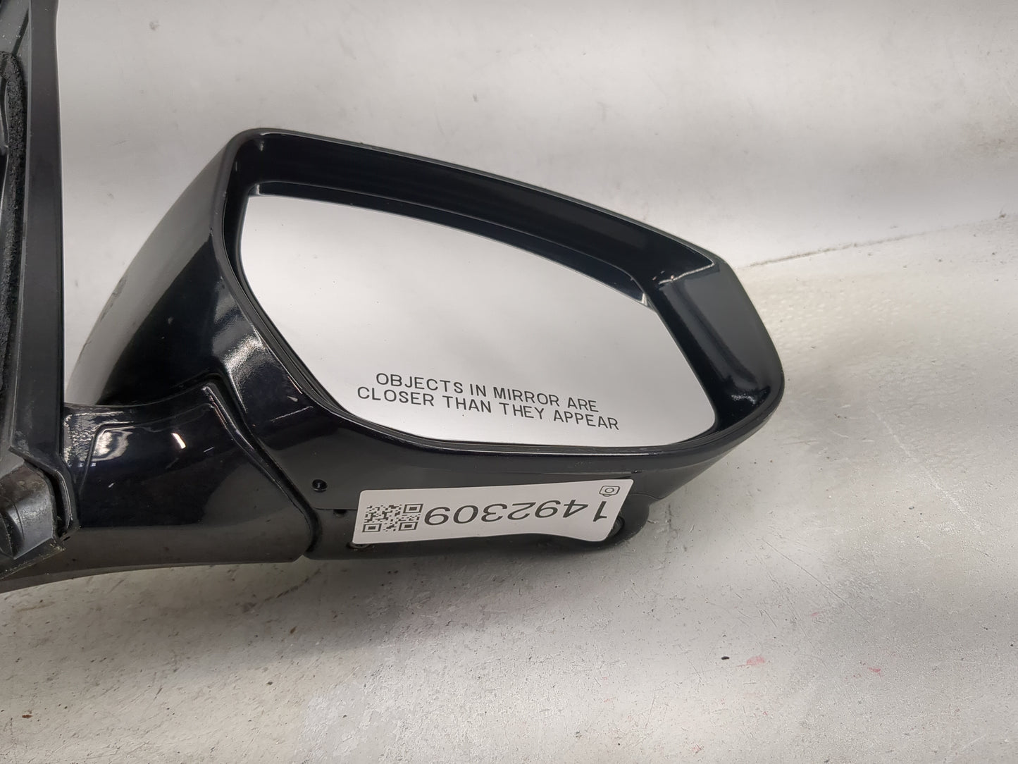 2016-2019 Nissan Maxima Passenger Side View Mirror - Right Door Mirror OEM Used - Oemusedautoparts1.com