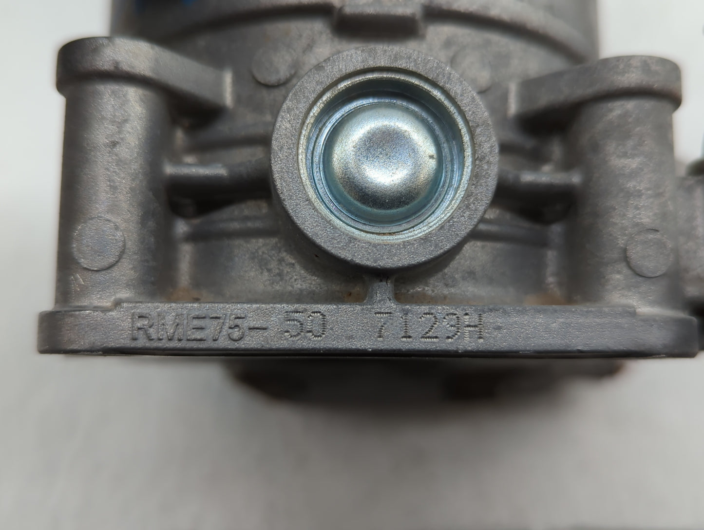 2016-2020 Nissan Maxima Throttle Body P/N:RME76-50 RME75-50, 6Z19A2 Fits Fits 2016 2017 2018 2019 2020 OEM Used Auto Parts -