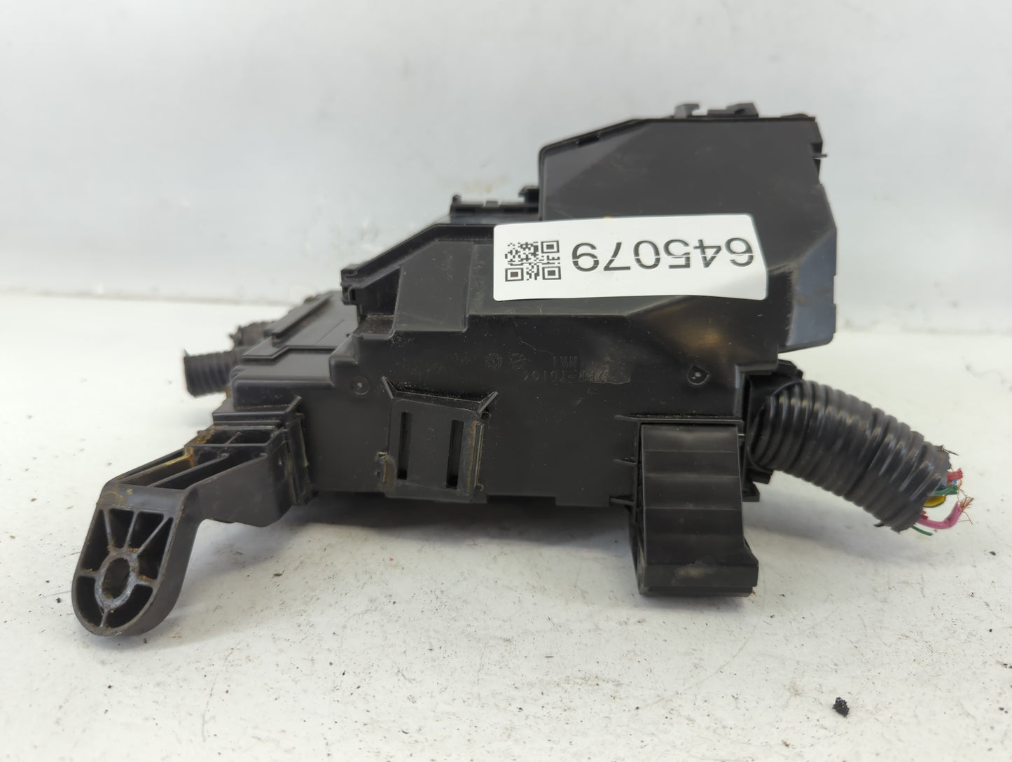 2015-2022 Nissan Murano Fusebox Fuse Box Panel Relay Module P/N:7154-5763-30 7254-5763-30 Fits OEM Used Auto Parts - Oemused