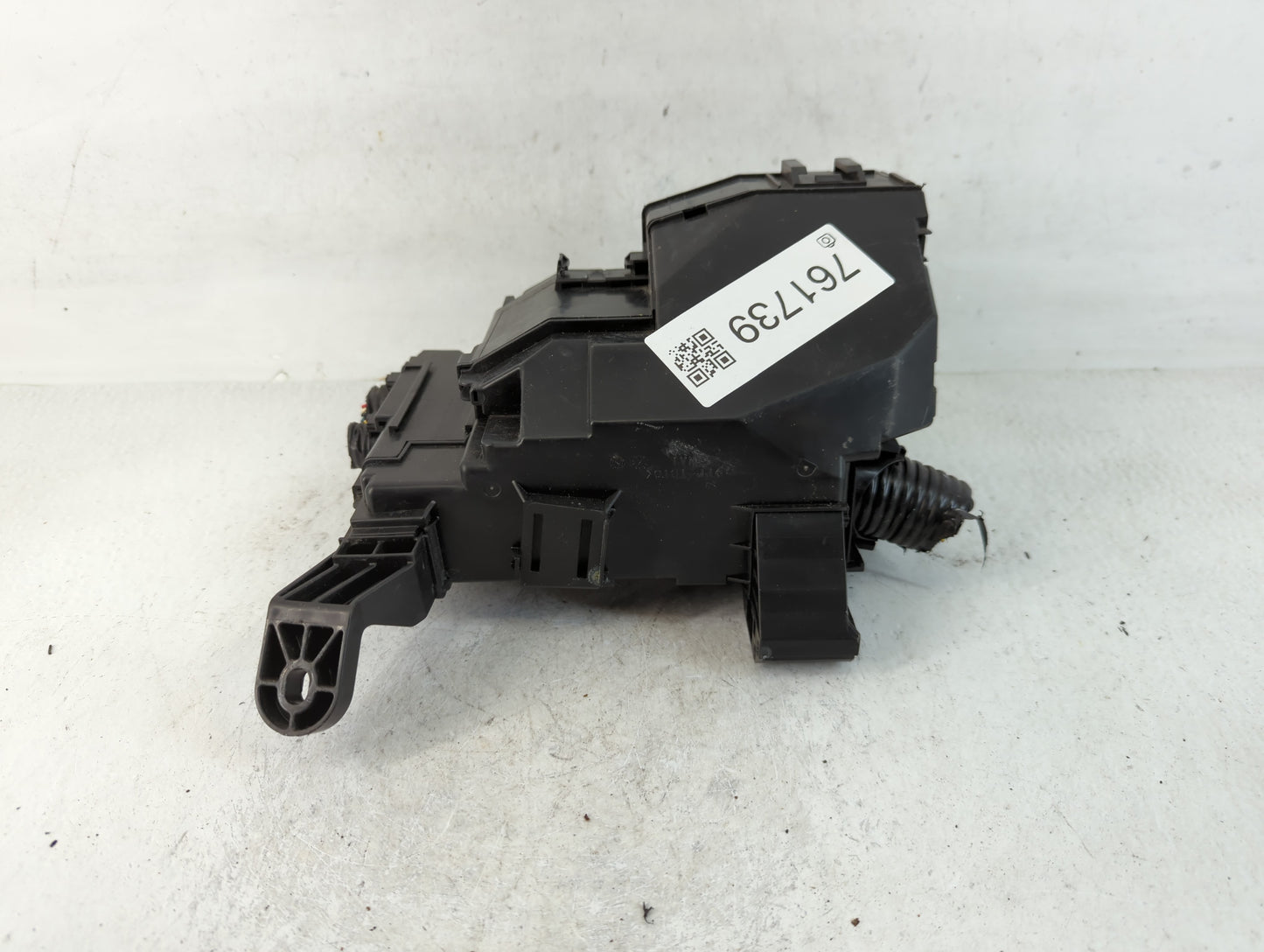 2015-2022 Nissan Murano Fusebox Fuse Box Panel Relay Module Fits Fits 2015 2016 2017 2018 2019 2020 2021 2022 OEM Used Auto