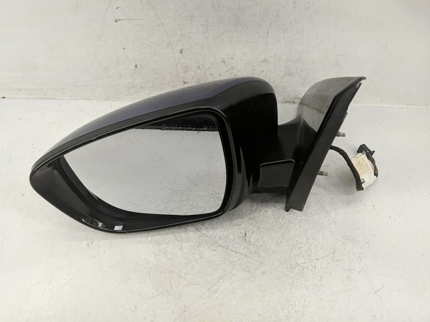 2017 Nissan Pathfinder Side Mirror Replacement Driver Left View Door Mirror Fits OEM Used Auto Parts - Oemusedautoparts1.com