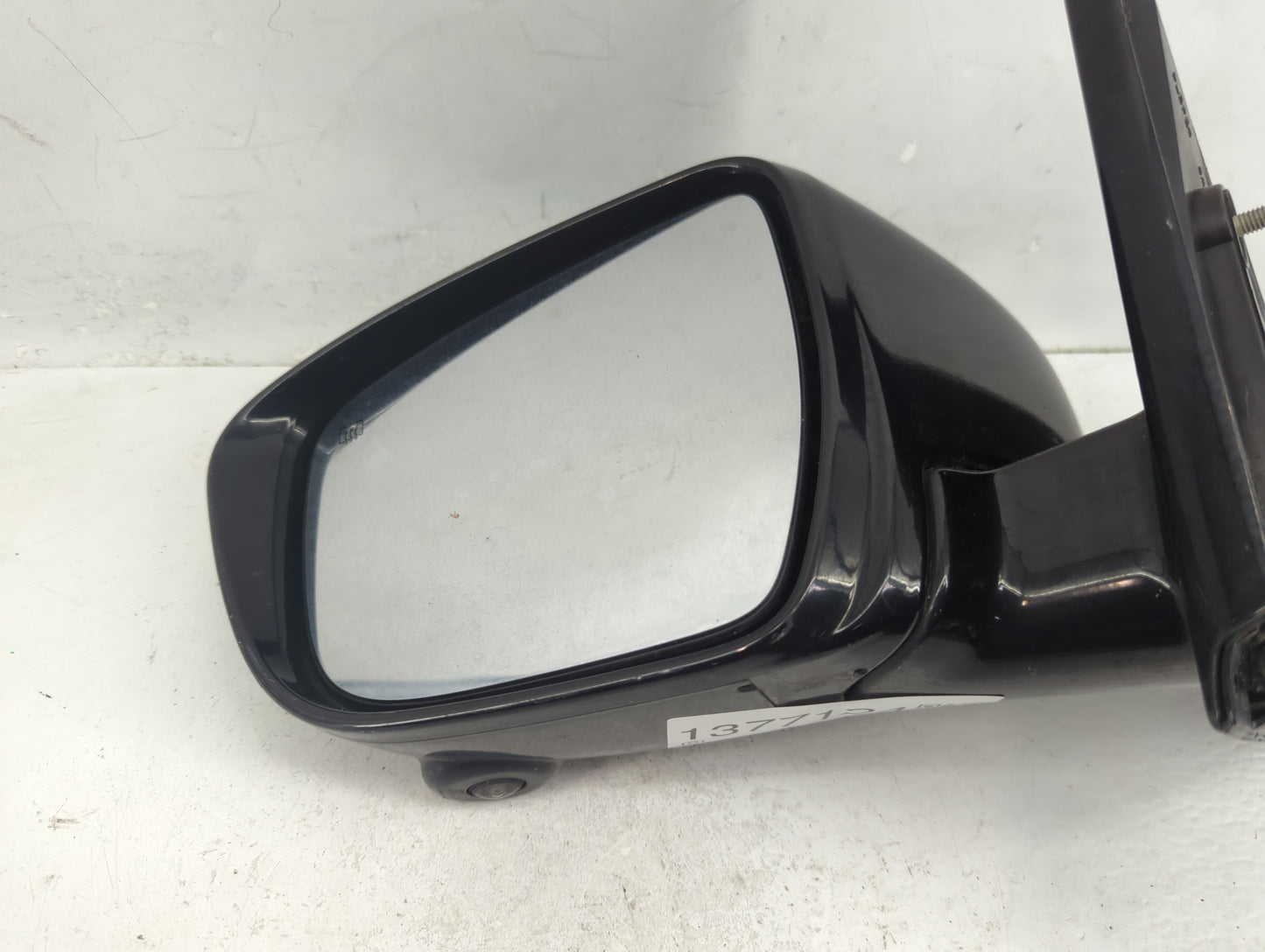 2017 Nissan Pathfinder Driver Side View Mirror - Left Door Mirror OEM Used - Oemusedautoparts1.com