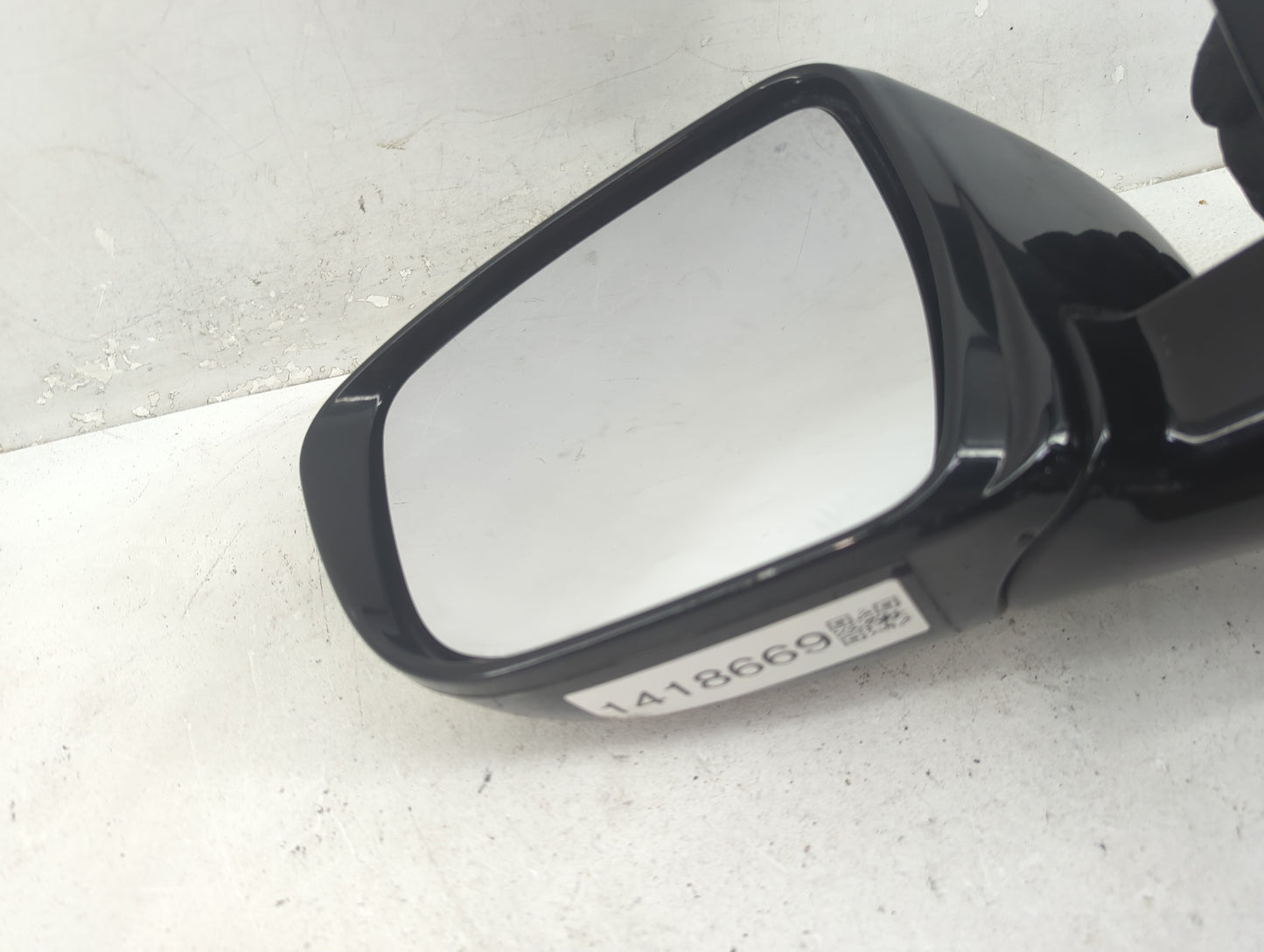 2017 Nissan Pathfinder Driver Side View Mirror - Left Door Mirror OEM Used - Oemusedautoparts1.com