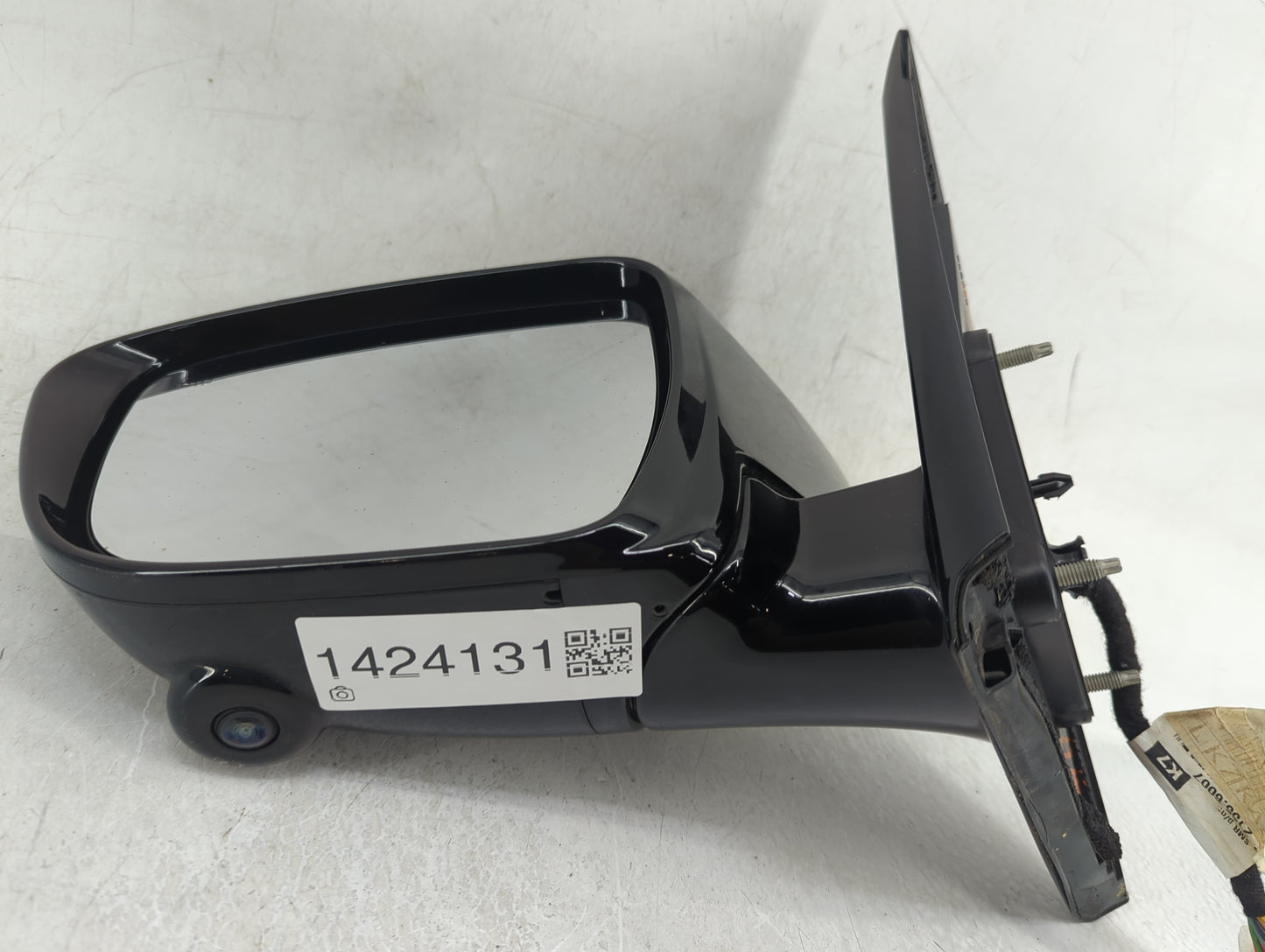 2017 Nissan Pathfinder Driver Side View Mirror - Left Door Mirror OEM Used - Oemusedautoparts1.com