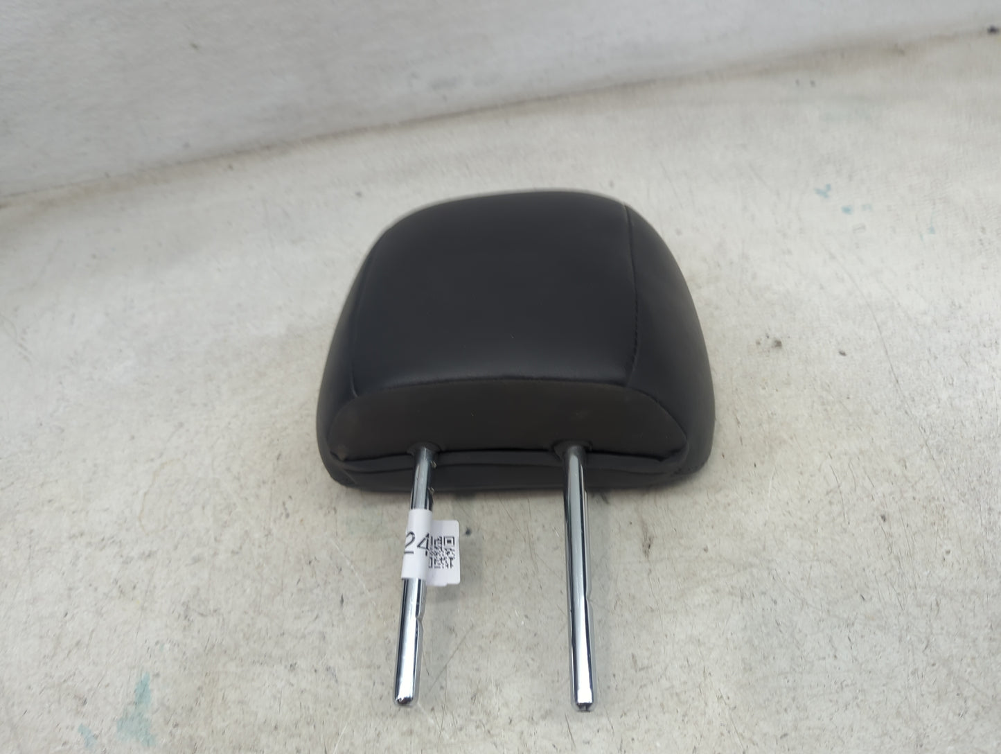 2017 Nissan Pathfinder Headrest Head Rest Rear Center Seat Fits OEM Used Auto Parts - Oemusedautoparts1.com