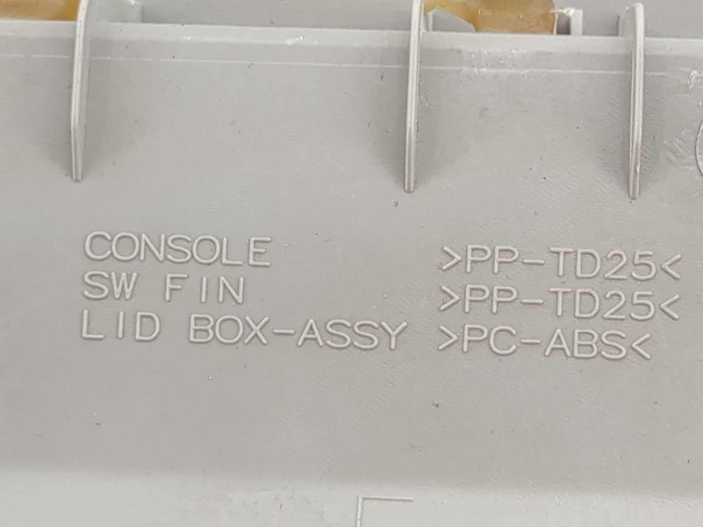 2017 Nissan Pathfinder Overhead Roof Console Tan - Oemusedautoparts1.com