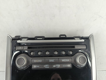 Nissan Pathfinder Radio Control Panel