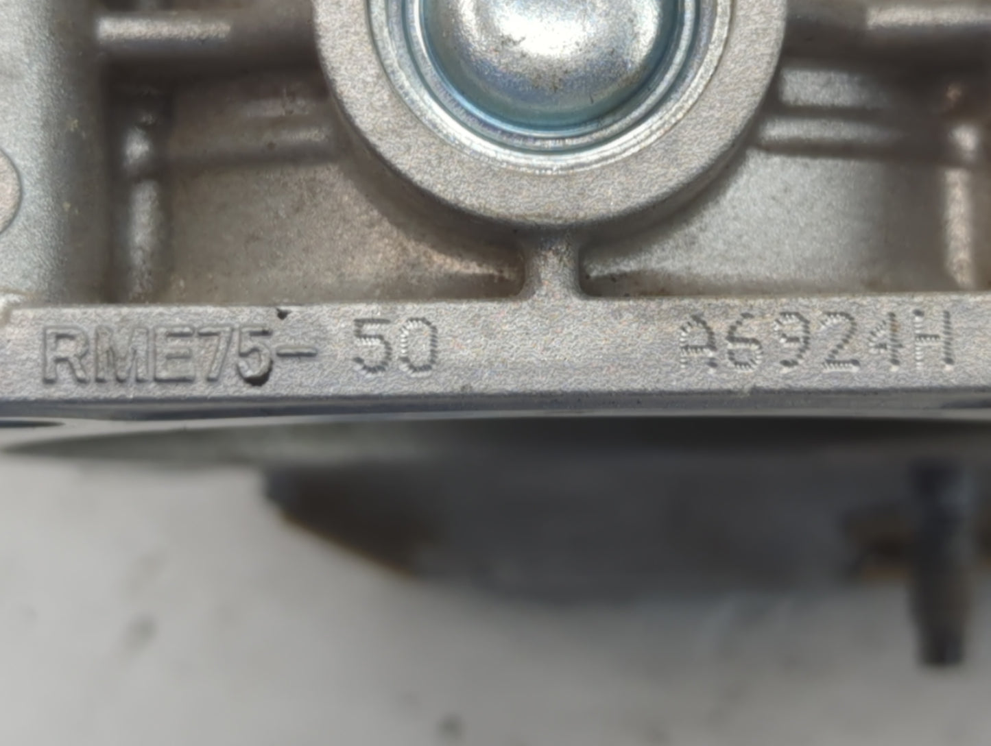2017-2020 Nissan Pathfinder Throttle Body P/N:A6611H RME75-50 Fits Fits 2016 2017 2018 2019 2020 OEM Used Auto Parts - Oemus