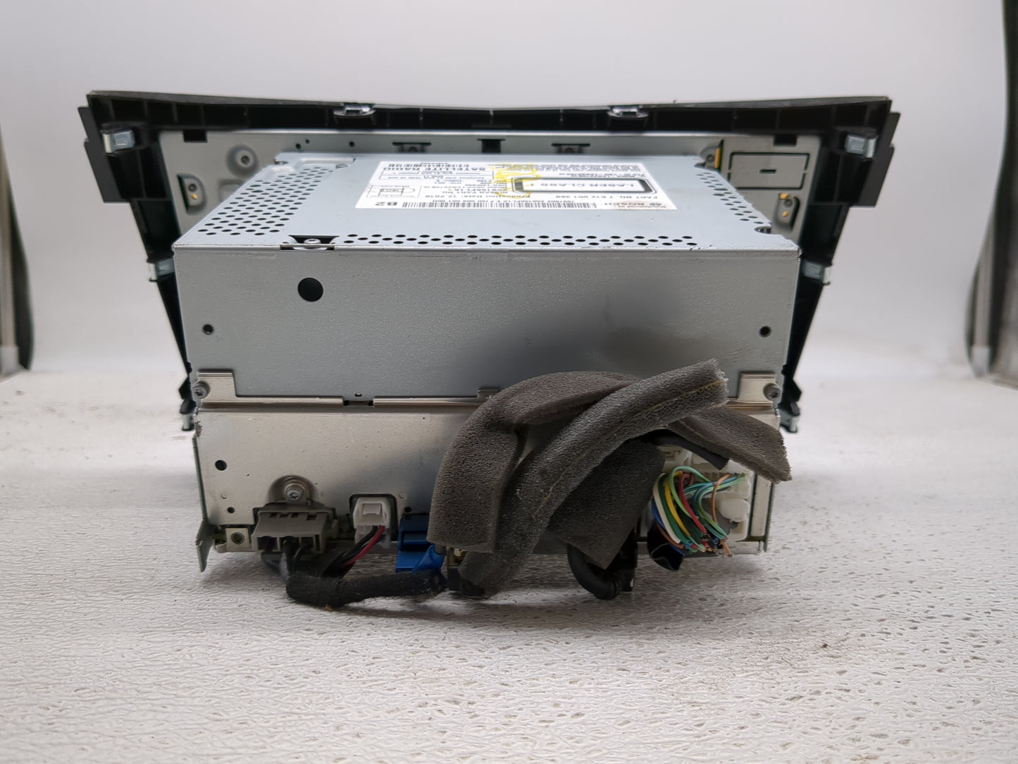2017 Nissan Rogue Radio AM FM Cd Player Receiver Replacement P/N:259156FL1A Fits OEM Used Auto Parts - Oemusedautoparts1.com