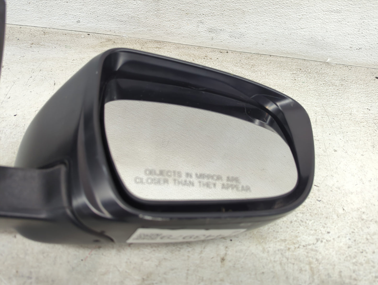 2016-2017 Nissan Rogue Passenger Side View Mirror - Right Door Mirror OEM Used - Oemusedautoparts1.com