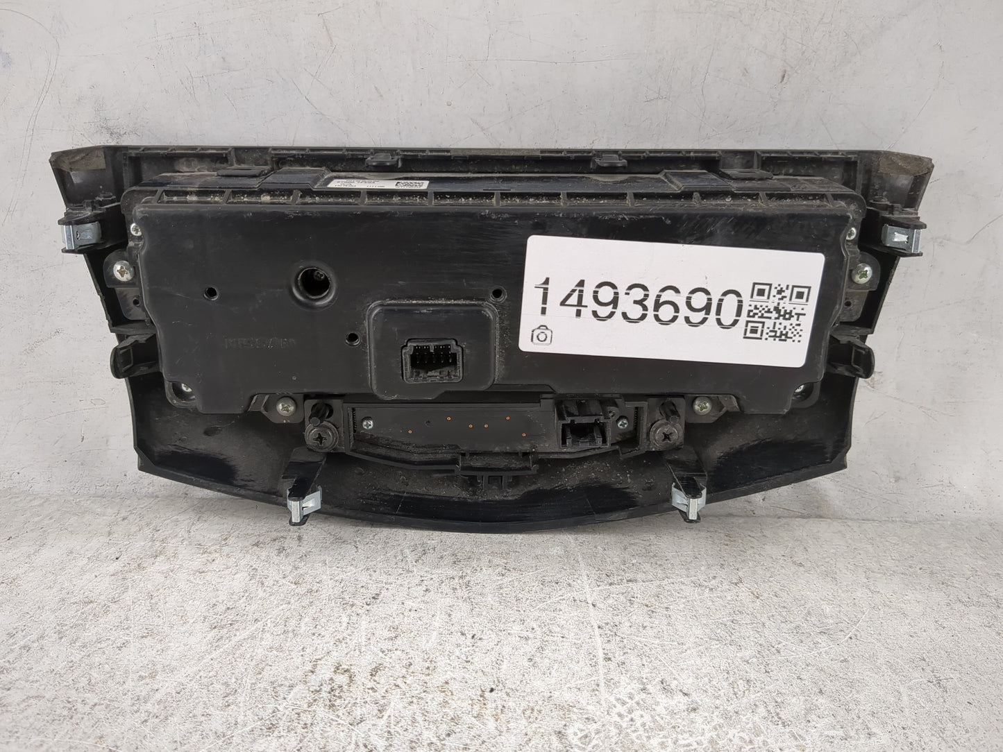 2017-2020 Nissan Rogue Climate Control Module Temperature AC/Heater Replacement P/N:27500 7FE0A T32163BA Fits OEM Used Auto